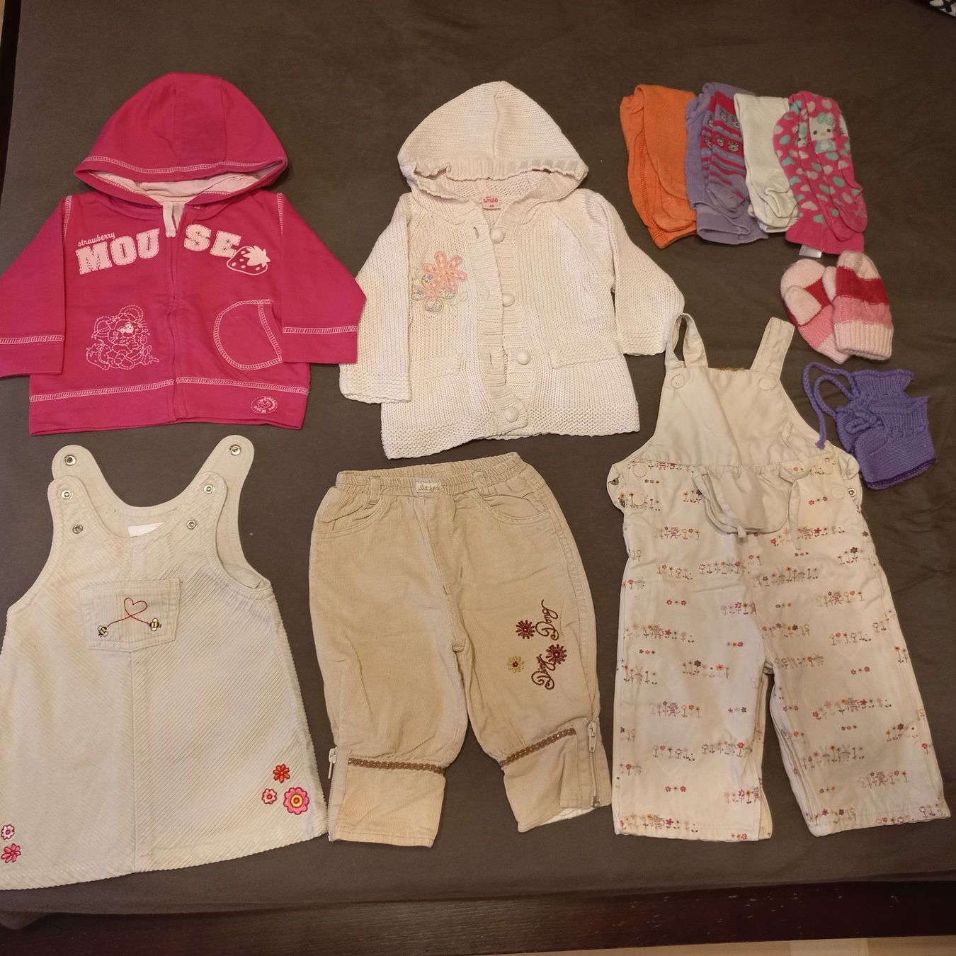 Lotti & Set di vestiti: Kleiderpaket gr.68 – Usato da Bachenbülach venduto da enigmatic