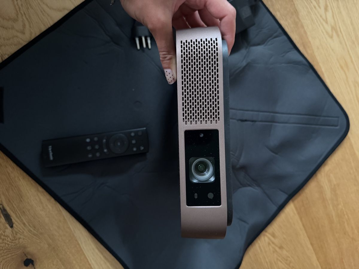 Viewsonic Proiettori: ViewSonic M2 Beamer mit  Bodenleinwand – Nuovo (secondo la descrizione) da Weinfelden venduto da ja.scho 2
