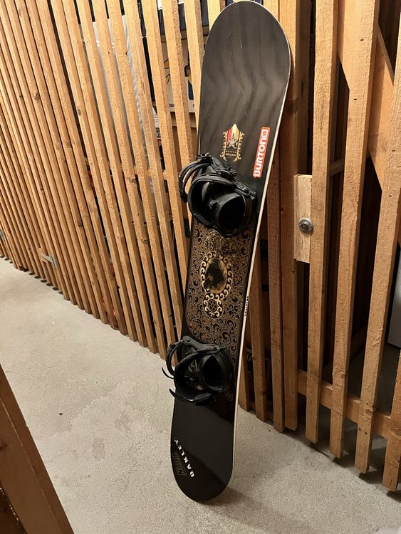 Nitro Magnum Snowboard 4