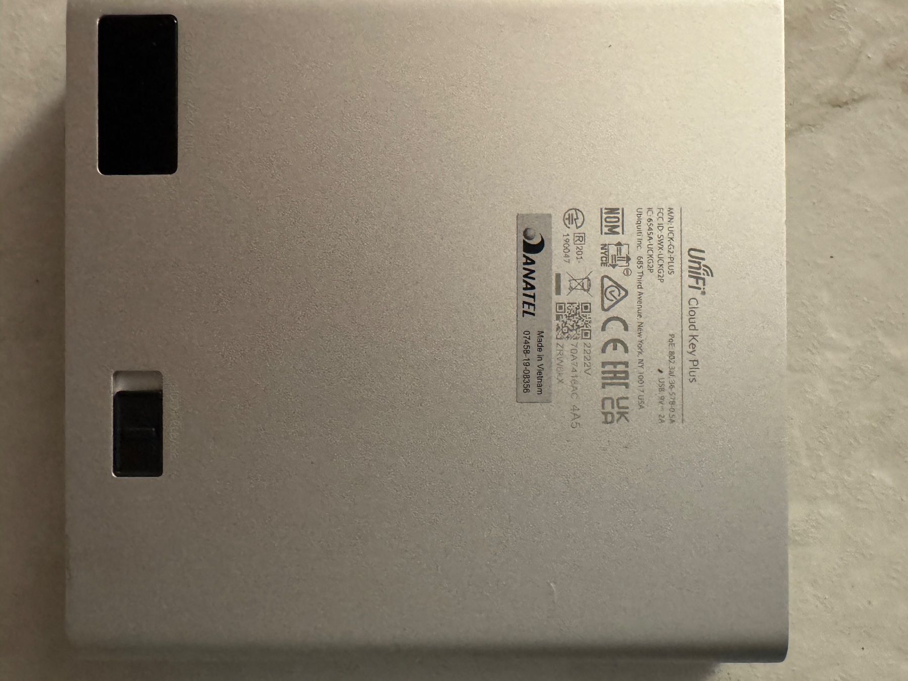 Ubiquiti Server: Ubiquiti UniFi CloudKey Gen2 Plus / CloudKey+ UCK-G2-PLUS in – Usato da Känerkinden venduto da kis_t27h 2