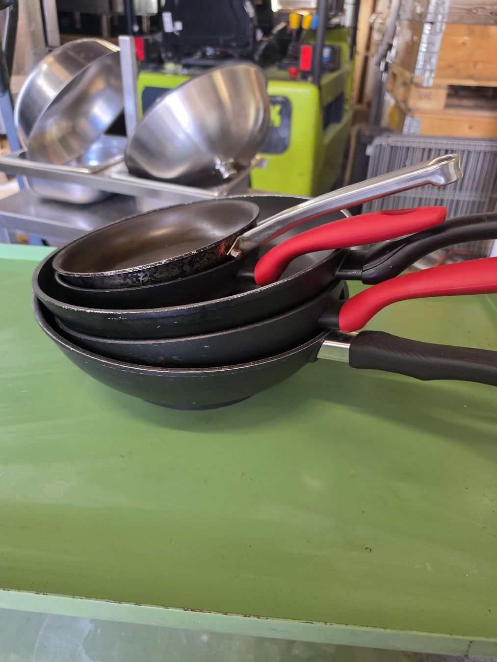 Padelle: Bratpfannen Set  – Usato da Wuppenau venduto da Gastro.Wuppenau