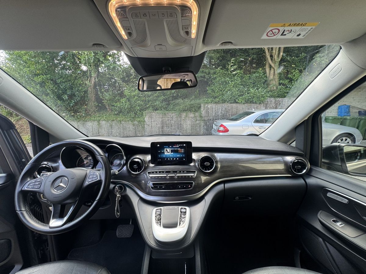 Mercedes-Benz Automobili: Mercedes Benz V-Class 250d 4M – Usato da Oberuzwil venduto da per_5ww5 7
