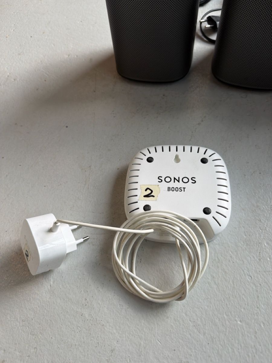 Sonos Casse acustiche: Sonos Lautsprecher  Connect und Boost Set gebraucht – Usato da Allschwil venduto da KONNEX_4123 1