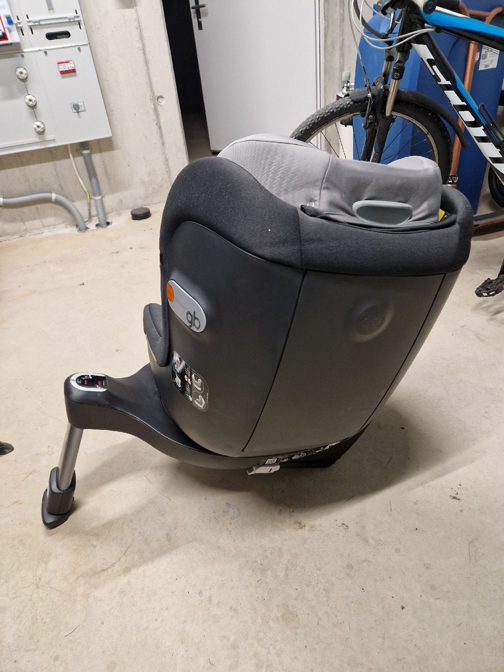 Seggiolini per auto: GB Vaya 2 i-Size Kindersitz – Usato da Bargen BE venduto da flo_8cv6 5