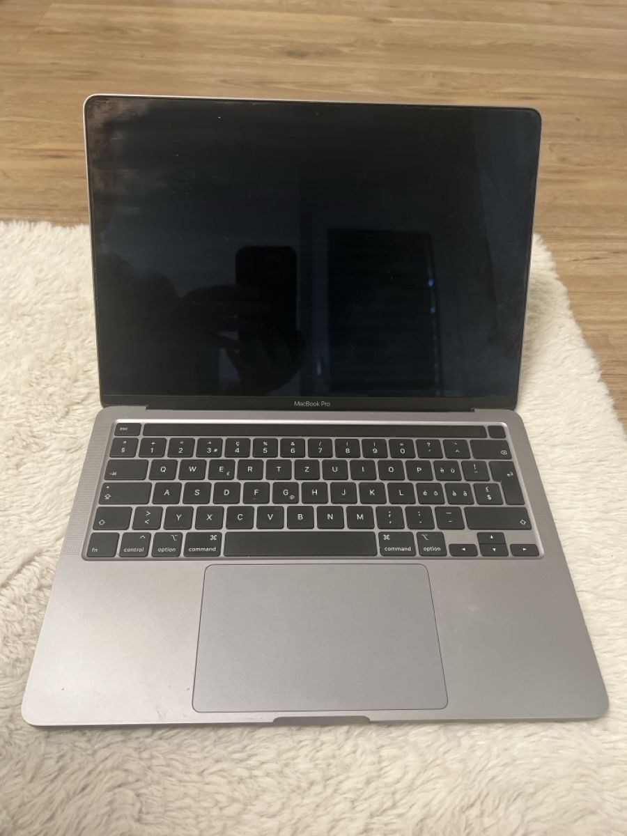 Apple Portables: Macbook pro 2020 – D'occasion à Altendorf par mac_5m29 1
