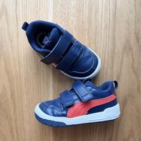Puma Kinder Turnschuhe Grösse 22 guter Zustand