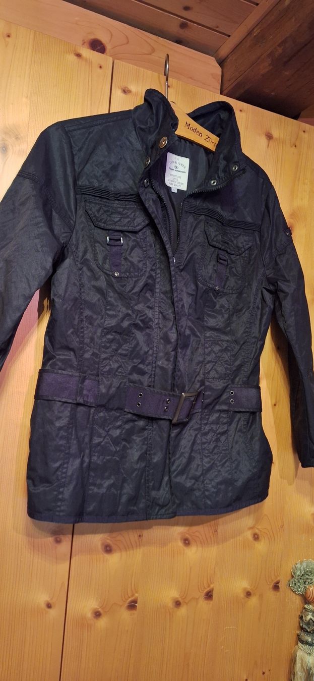 Tom Tailor Giacche: Tom Tailor Übergangsjacke schwarz Gr. L – Usato da Männedorf venduto da Livingston