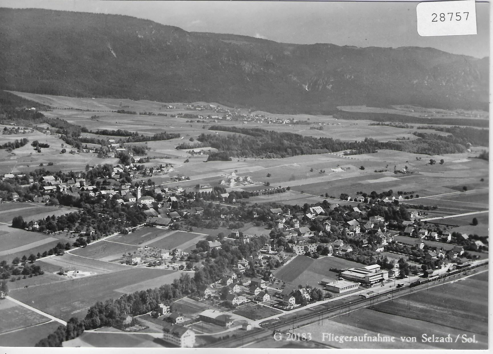 Cartoline postali: Flugaufnahme Selzach SO – Usato da Ettingen venduto da Kartenplanet