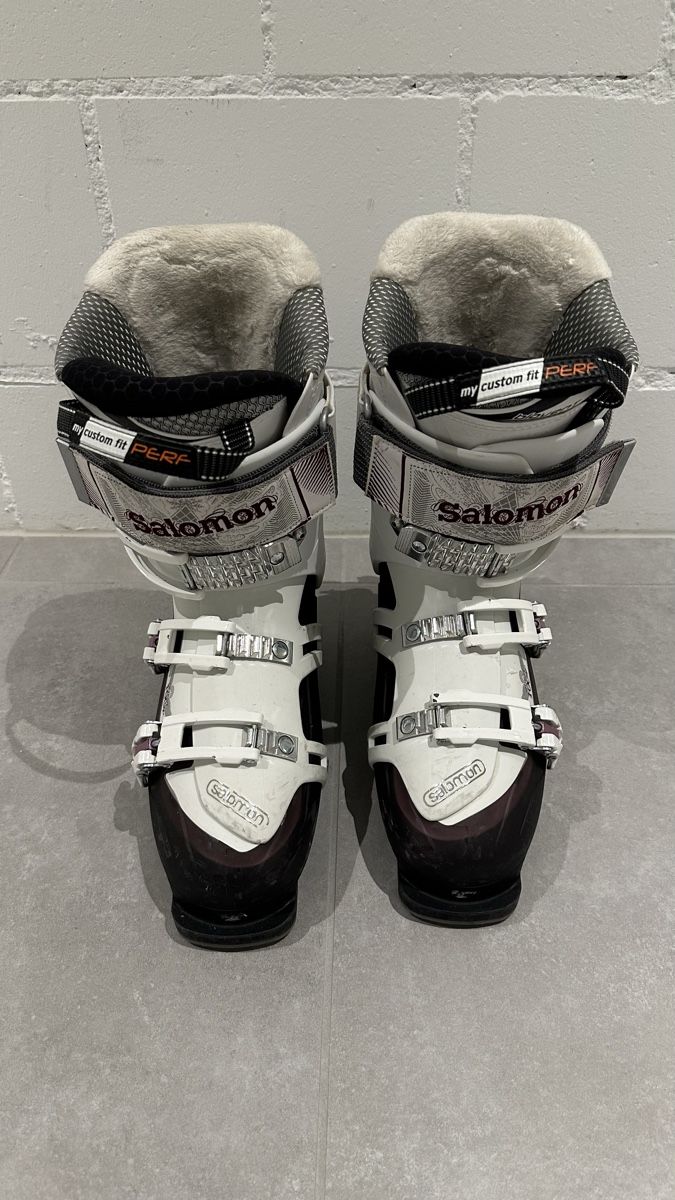 Damenschuhe: Salomon Skischuhe – Gebraucht aus Meggen von fdi_9jbk 1