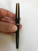 Schöner Montblanc Classic - Schwarz und Gold - 18kt Feder