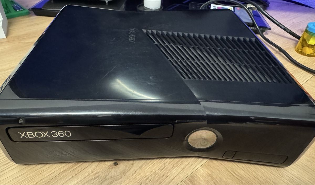 Microsoft Console: XBOX 360 Slim  – Usato da Brig venduto da RetroGamers 1