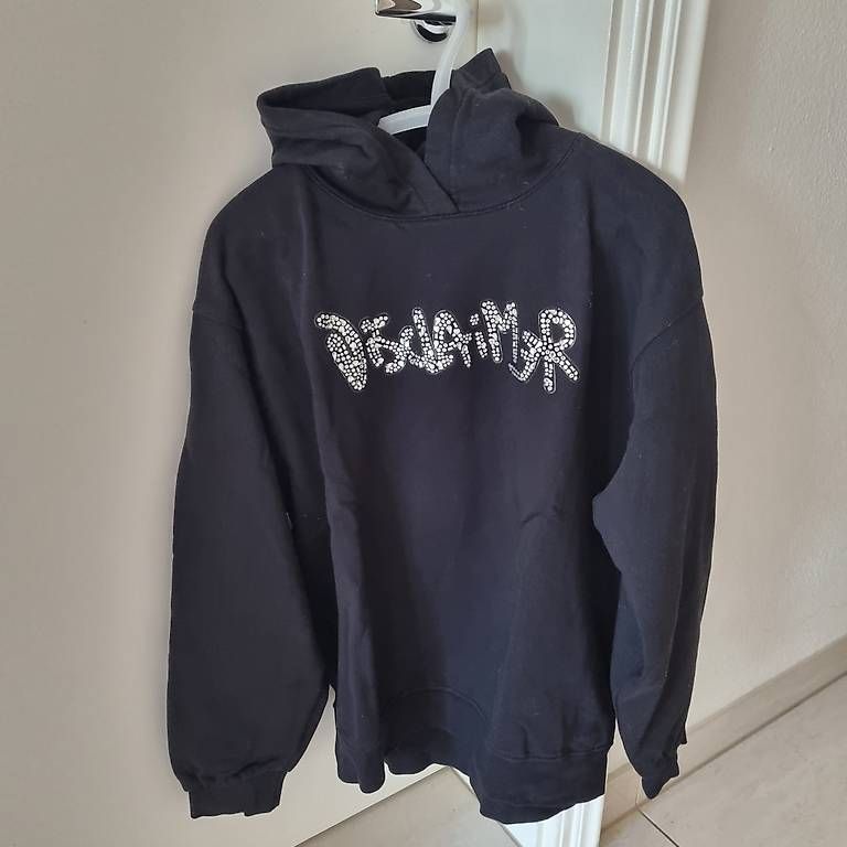 Pullover & Sweatshirts: Felpa disclaimer – Gebraucht aus Losone von nin_yr9v