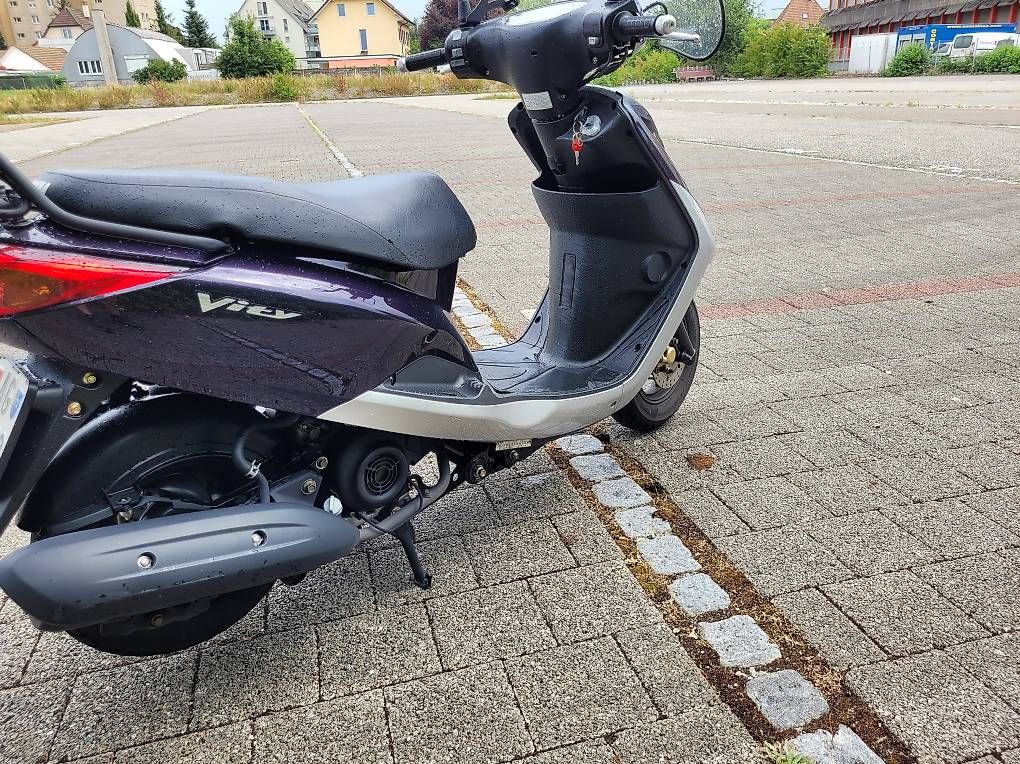 Scooter: Yamaha Vity 125 mit Topcase, ab Platz – Usato da Frutigen venduto da Rain7 2
