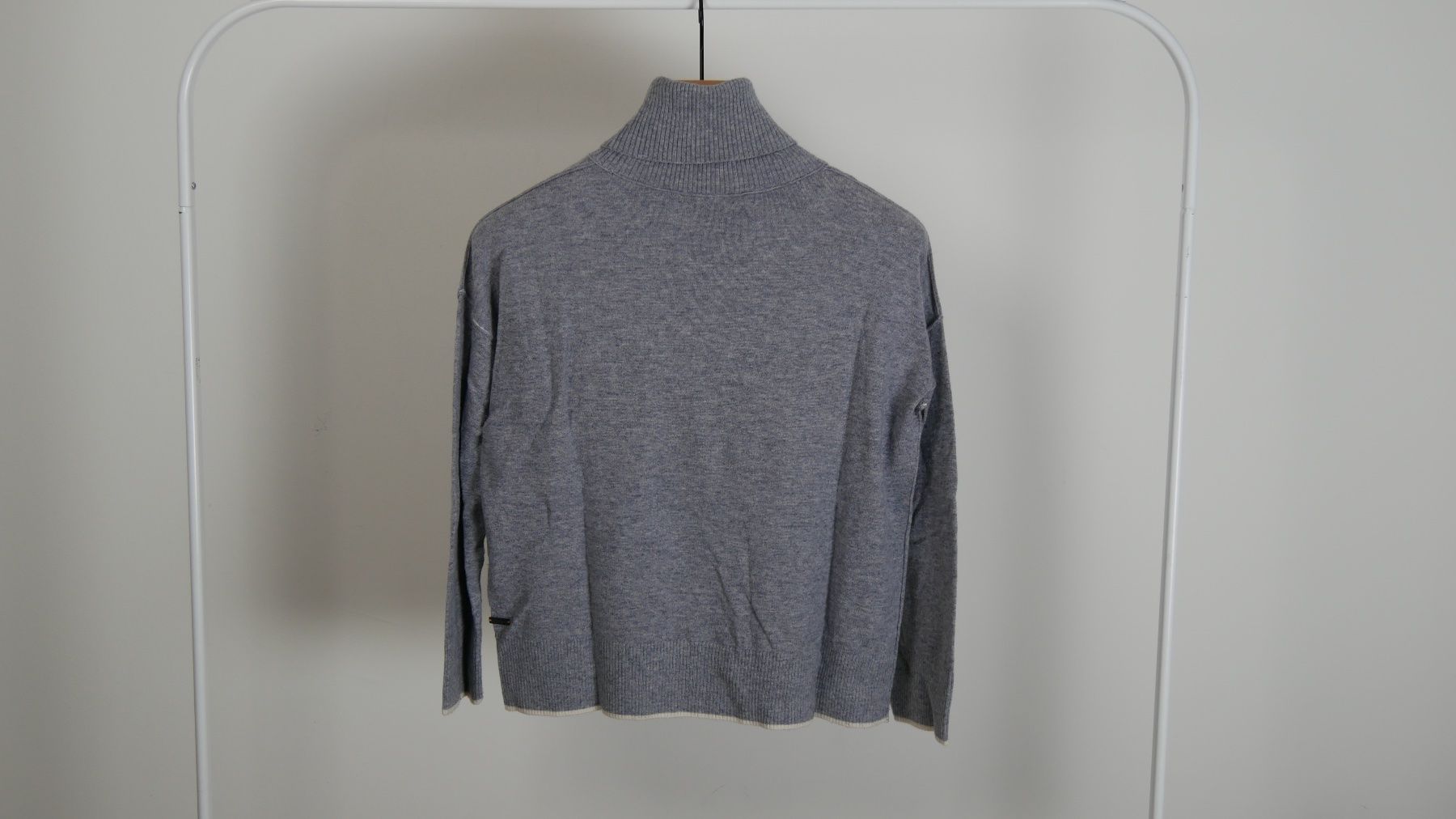 Hugo Boss Maglioni & Felpe: Boss 100% Cashmere Rollkragen Pullover Strickjacke – Nuovo (secondo la descrizione) da Zürich venduto da julia_vina 2