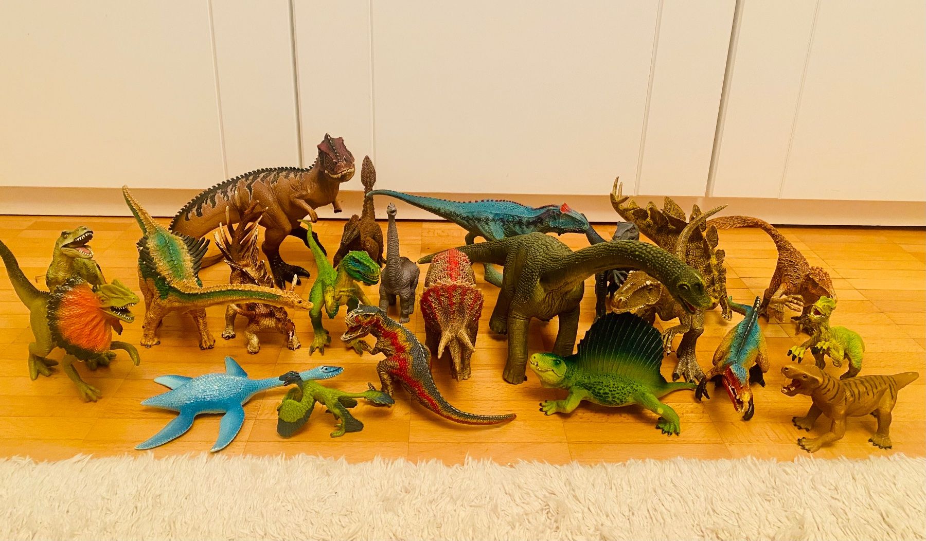 Schleich Giocattoli: Schleich Figuren - Dinosaurier – Usato da Küsnacht ZH venduto da Junge