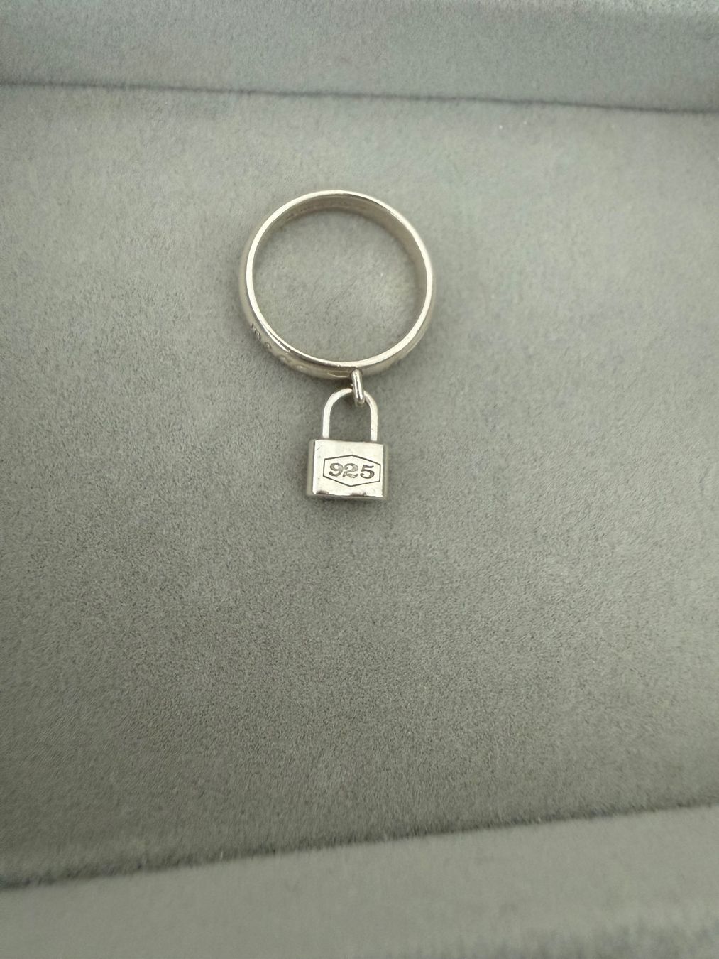 Ringe: Tiffany & Co Ring mit Schloss Silber 925 – Gebraucht aus Stäfa von Yardy 2