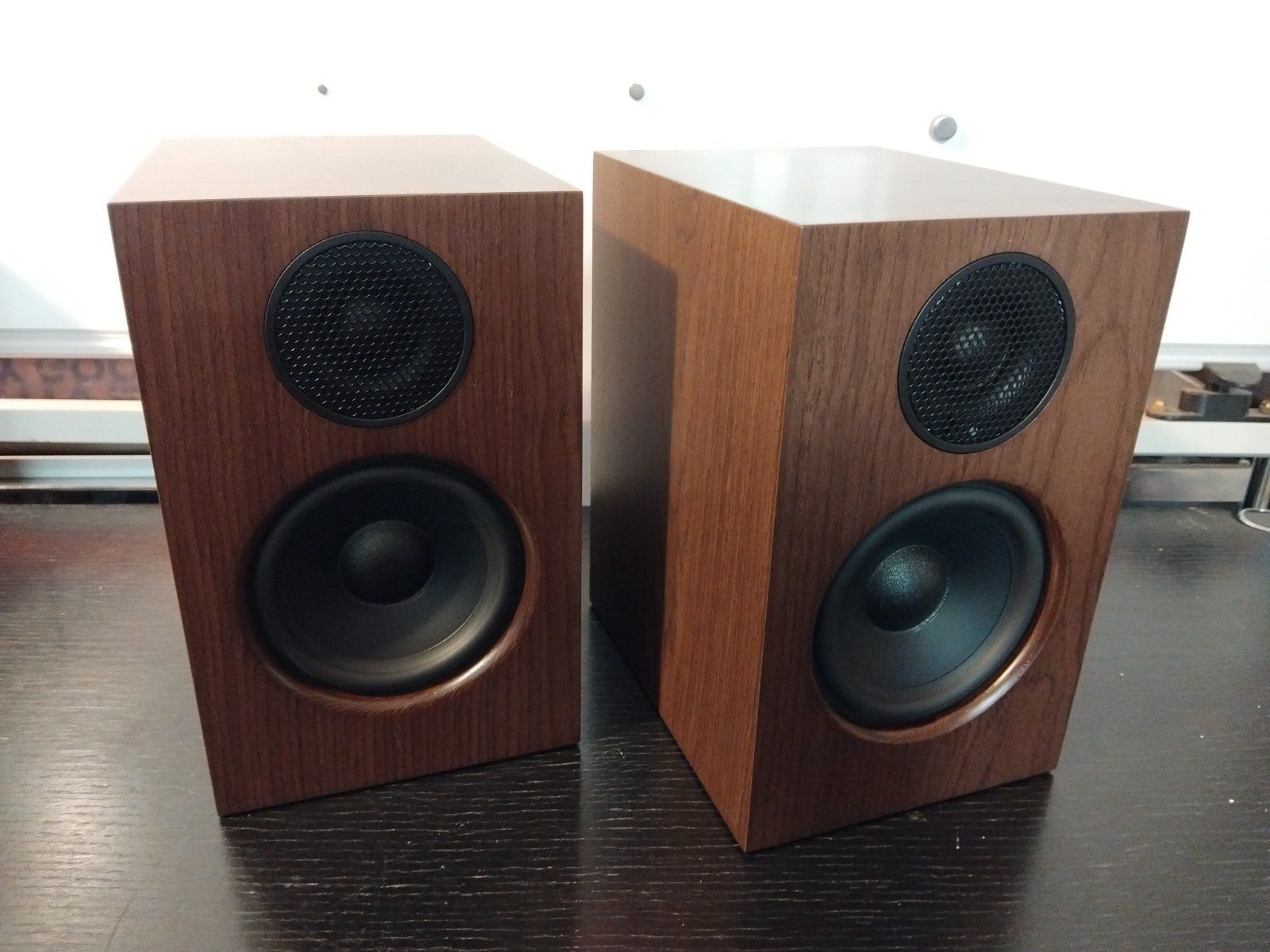 Lautsprecher: Audio Pro A28 W Walnuss, AirPlay 2 & Bluetooth – Neu und originalverpackt aus Bern von PrettyGood 1