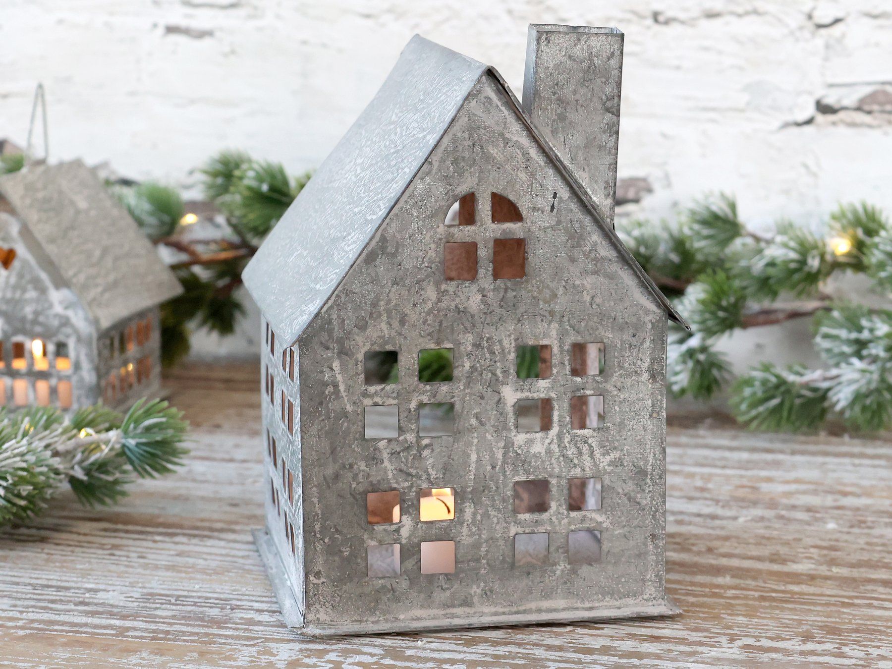 Tutte le decorazioni: Lichthaus, Höhe 17 cm, Chic Antique – Nuovo e nell'imballaggio originale da Innertkirchen venduto da Glatthard-Interior