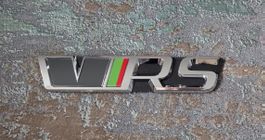 Skoda original VRS Logo Schriftzug Vorne Kühlergrill für RS