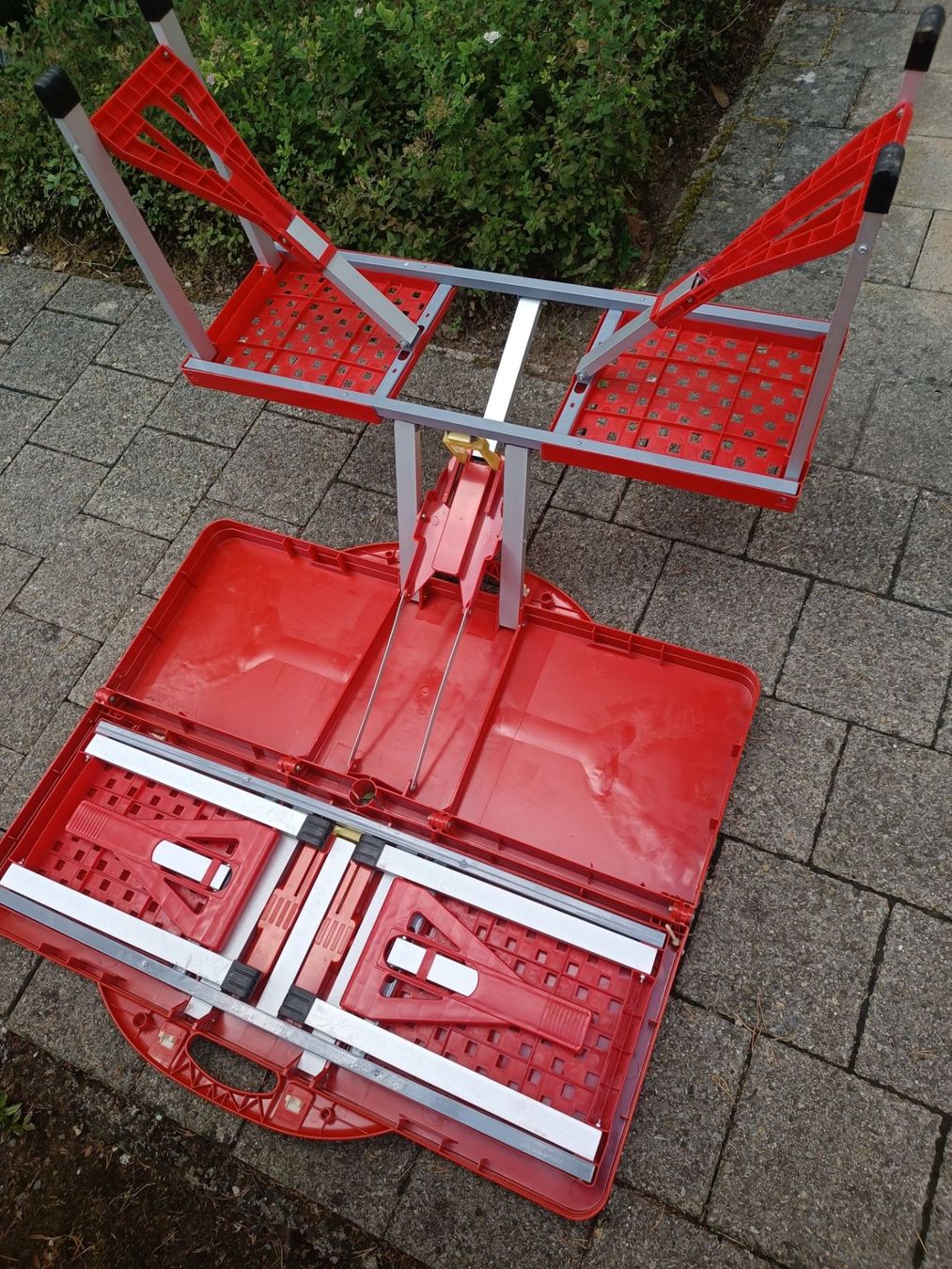 Tavoli: Campingtisch / Picknicktisch im Koffer – Usato da Steinhausen venduto da hschaefer 6