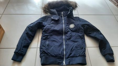 K..62 R B) Kinder Jacke Gr. 140 gefüttert