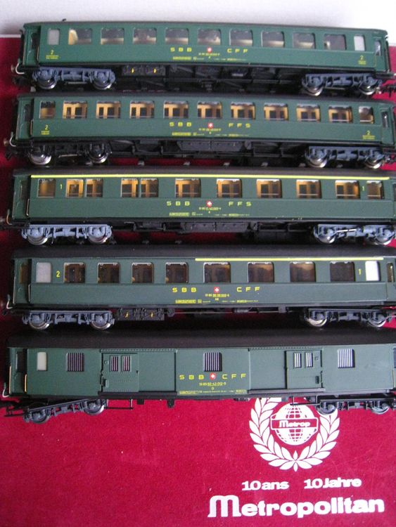 Metropolitan Modelleisenbahnen: Metrop 5 Wagen-Set der SBB, UIC Version, 7110 – Gebraucht aus Buchs ZH von swiss-train