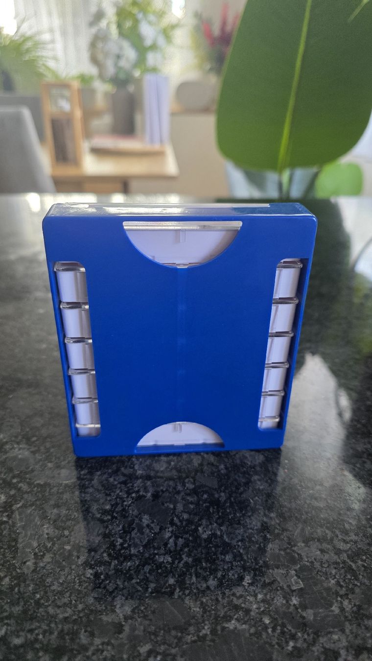 Recipients et similaires: Wochen-Tablettenbox blau mit 7 Tageseinsätzen – D'occasion à Niederbüren par isa_s9jx 2