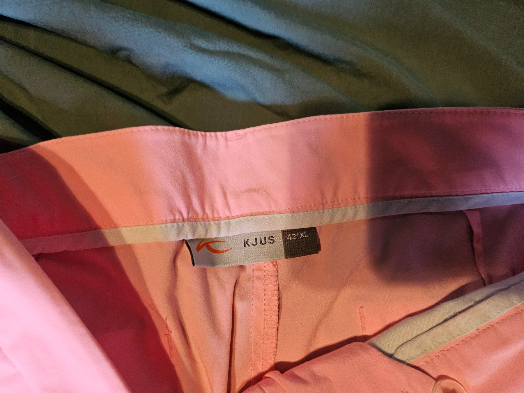 Kjus Hosen: Kjus Shorts in 42/XL – Gebraucht aus Triesen von Teddyeddy 1