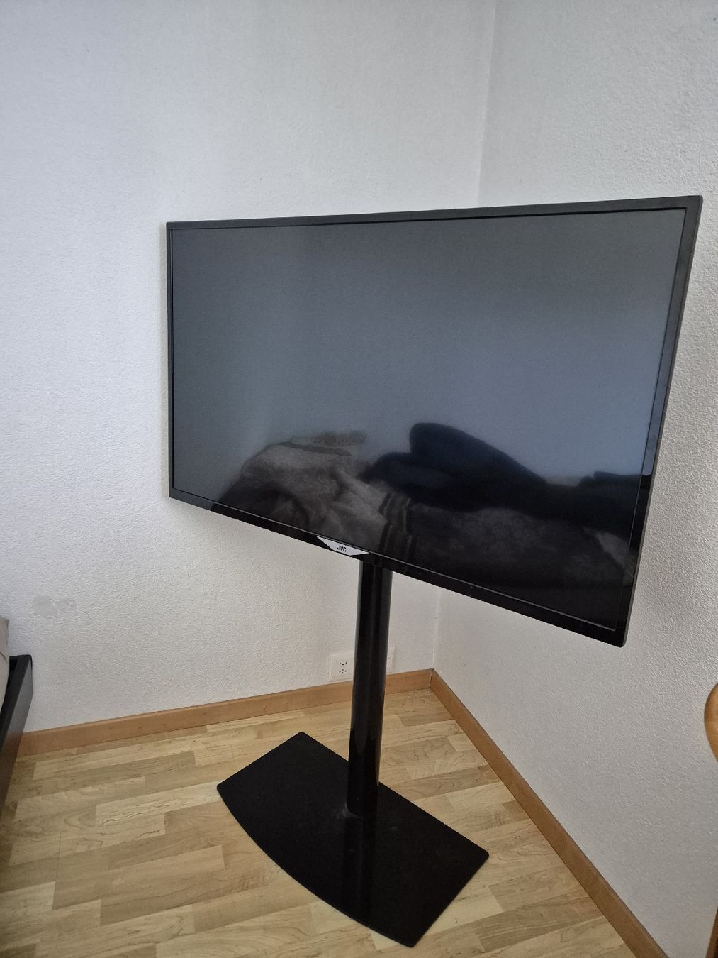 JVC Fernseher: Alter JVC Fernseher   – Gebraucht aus Morissen von liv_8jfy