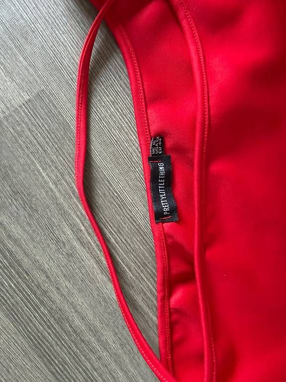 Vestiti: Robe bustier rouge moulante – Nuovo e nell'imballaggio originale da Plan-les-ouates venduto da Jordane.S 3