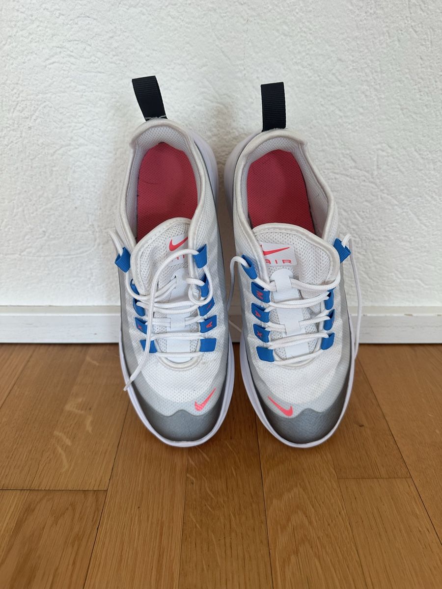 Nike Scarpe da uomo: Nike Air Laufschuh Gr 37,5 – Usato da Ostermundigen venduto da Clood