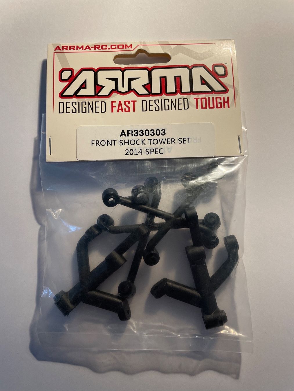 Arrma Modellismo RC: ARRMA AR330303 Front Shock Tower Set – Nuovo e nell'imballaggio originale da Rüti ZH venduto da amei1966