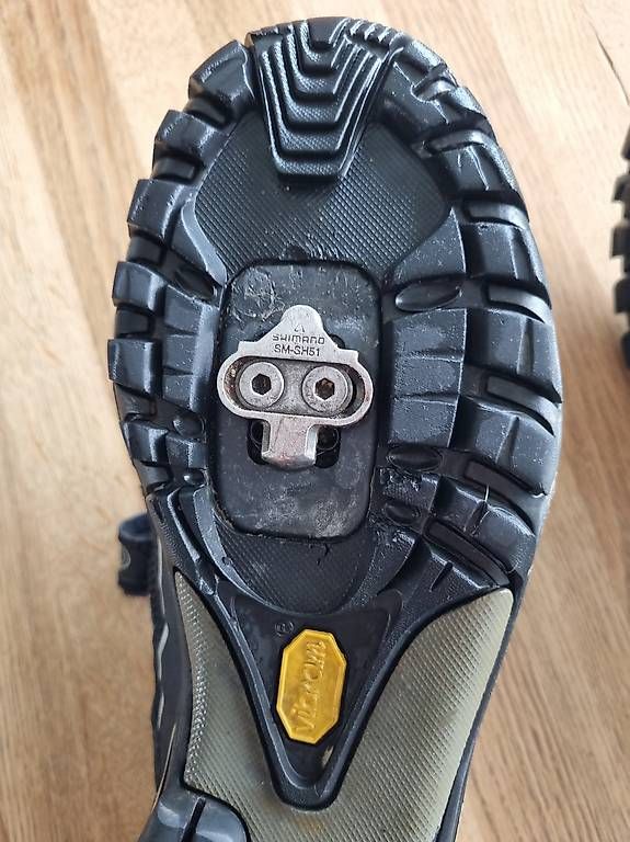 Northwave Herrenschuhe: Velo Schuhe Northwave Goretex mit Klick – Gebraucht aus Worb von Tombrunner