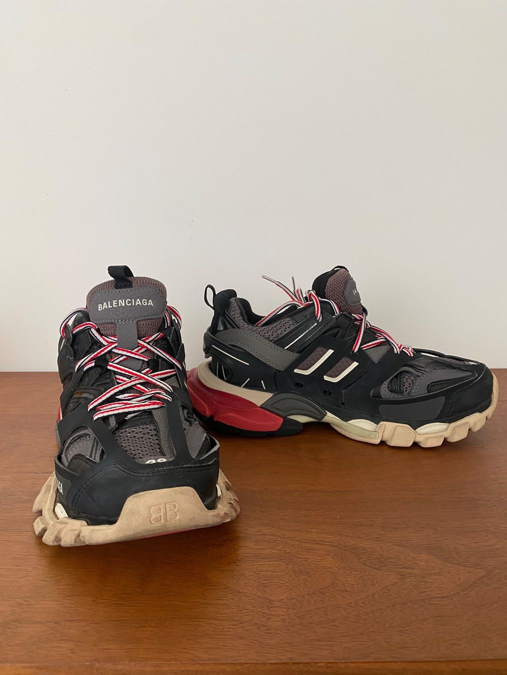 Balenciaga Scarpe da uomo: Balenciaga TRACK, 38, noir + rouge – Usato da Bussigny venduto da cac_q2c6 4