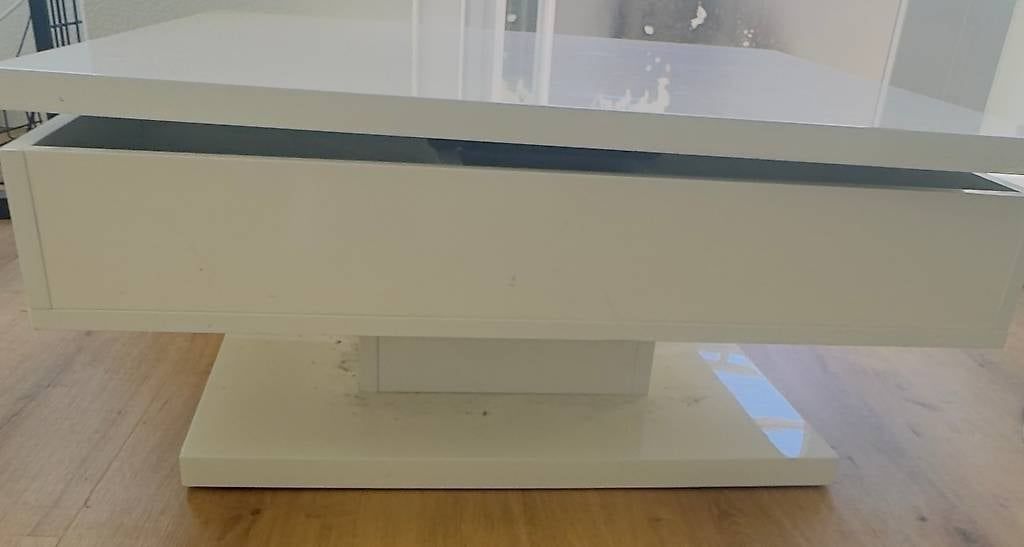 Tables: Couch Tisch – D'occasion à Weinfelden par Seikatsu