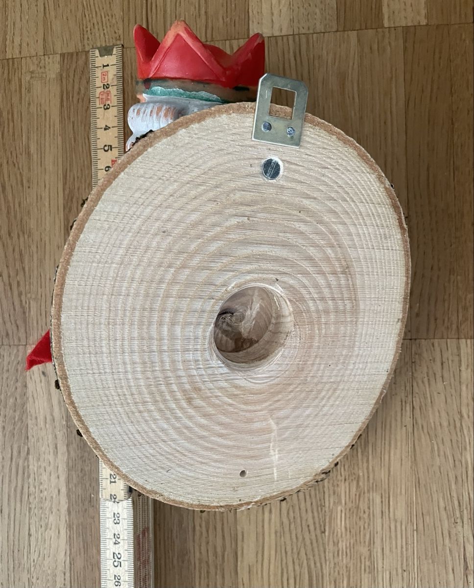 Guardaroba: Garderobe mit Kasperli Figur – Usato da Zürich venduto da Refereefair 4