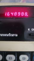 Commodore Vintage Taschenrechner mit dot Matrix LED anzeige