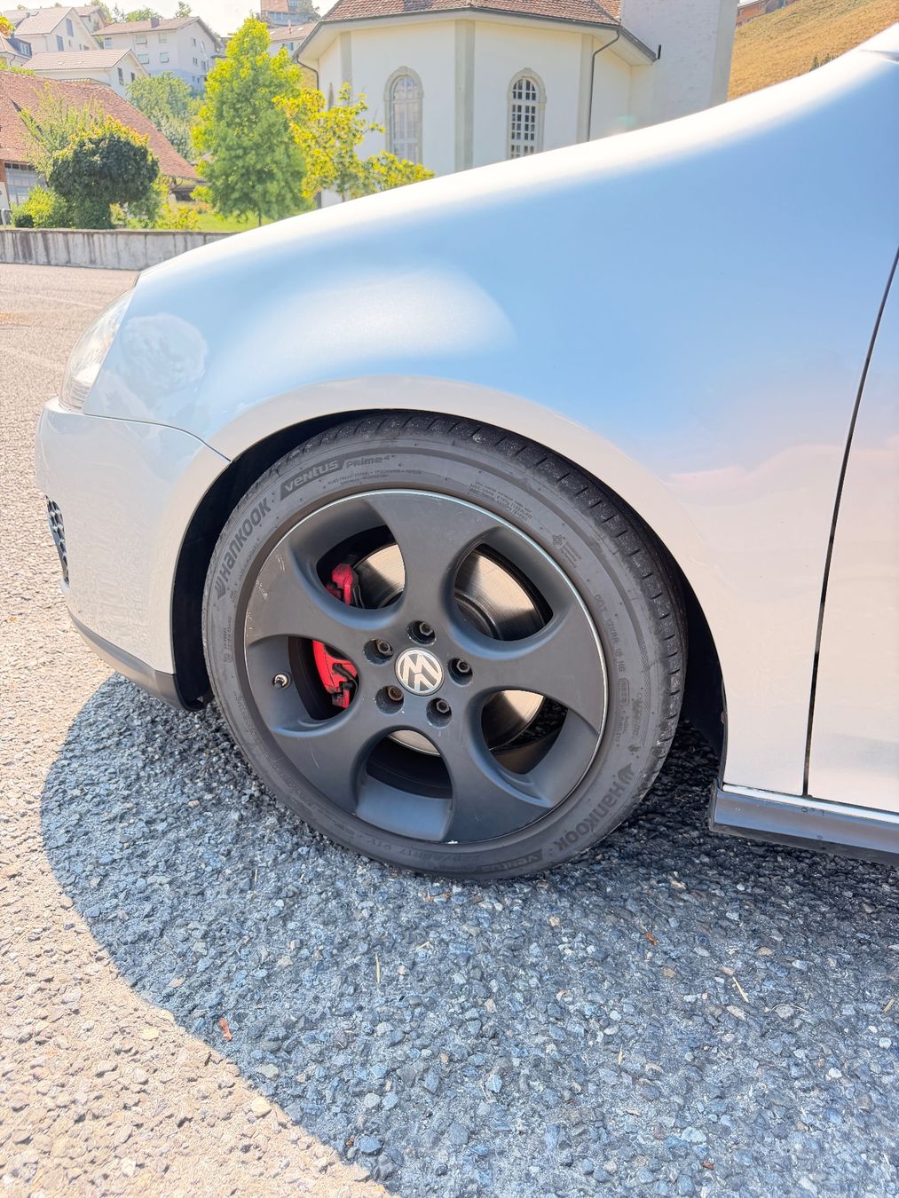 VW Automobili: VW Golf 5 GTI – Usato da Uebeschi venduto da snow-sports 4