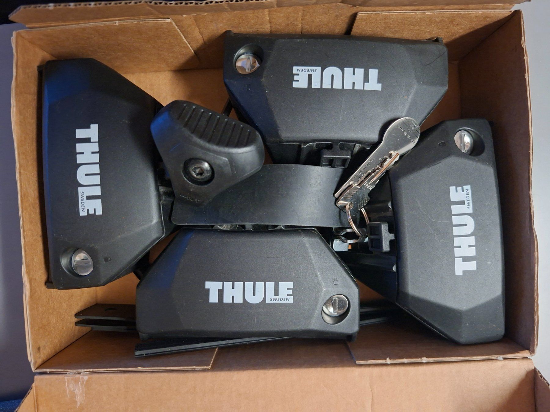 Thule Portapacchi: Thule Evo Flush Rail 710600 Dachträgerfüsse – Usato da Watt venduto da MG_Products 2
