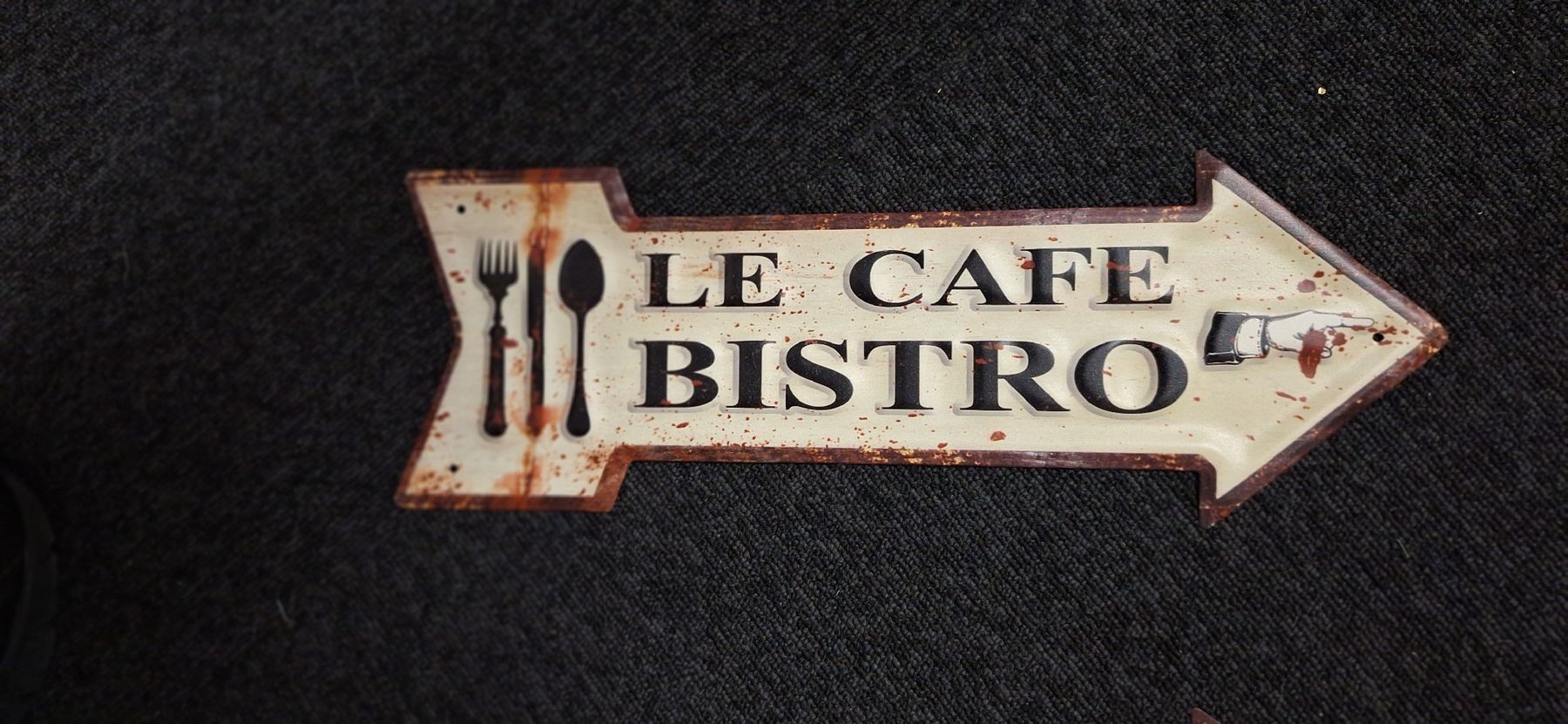 Insegne: Dekoschild Le Cafe Bistro Pfeilform Rostoptik  – Nuovo (secondo la descrizione) da Brugg AG venduto da bacbac5757