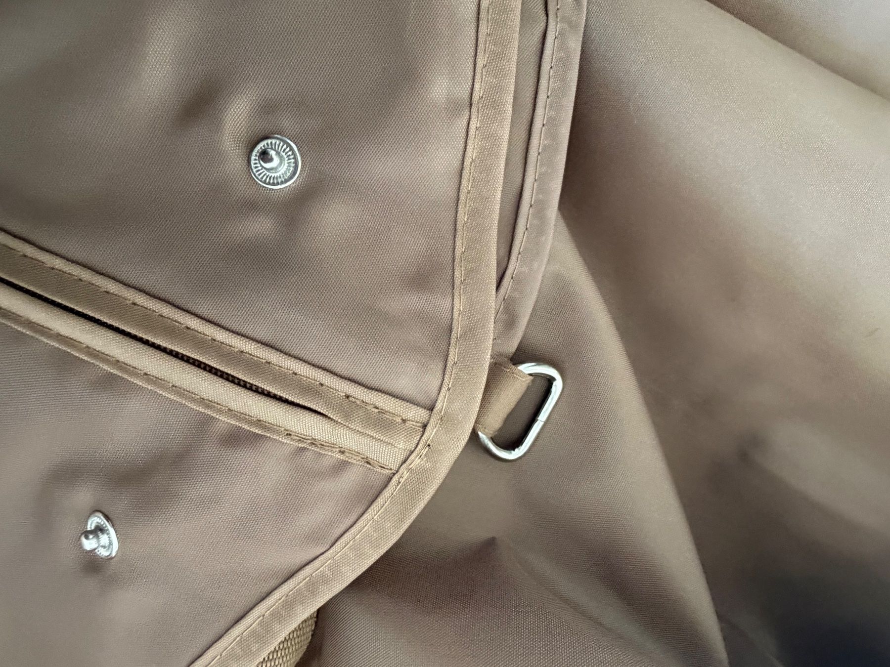 Burberry Sacs: Kleidersack Burberry – Neuf (Voir description) à Freidorf TG par ibipatria 6