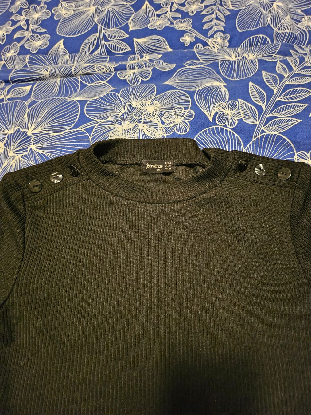Pullover & Sweatshirts: Pullover gr S – Neu (gemäss Beschreibung) aus Dietikon von Eleda 1