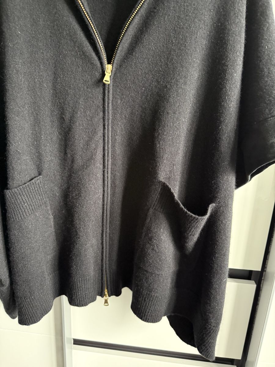 Repeat Giacche: Repeat Luxury – Usato da Endingen venduto da VanBerkel 2
