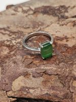 Silberring 925 mit gruenem Zierrstein
