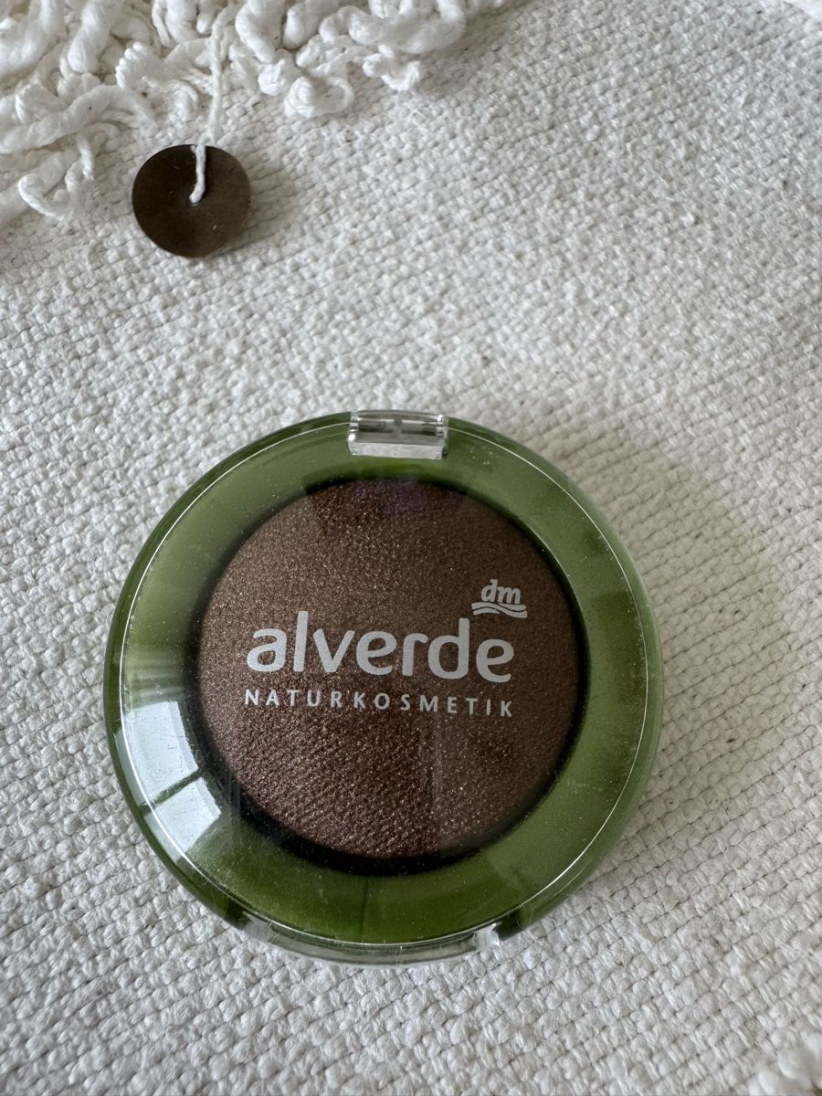 Make-up: Lidschatzen golden brown – Neu und originalverpackt aus Basel von AVLiving