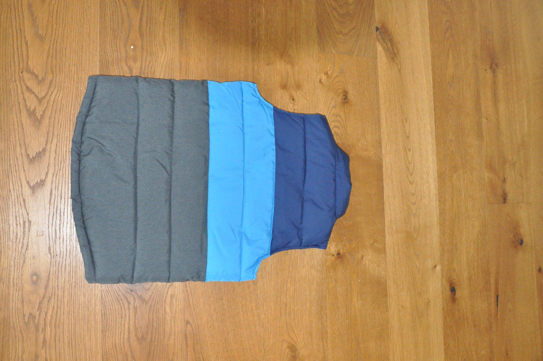 Altro abbigliamento per bambino: Gilet Gr. 146/152 blau – Usato da Rain venduto da lucerne 1