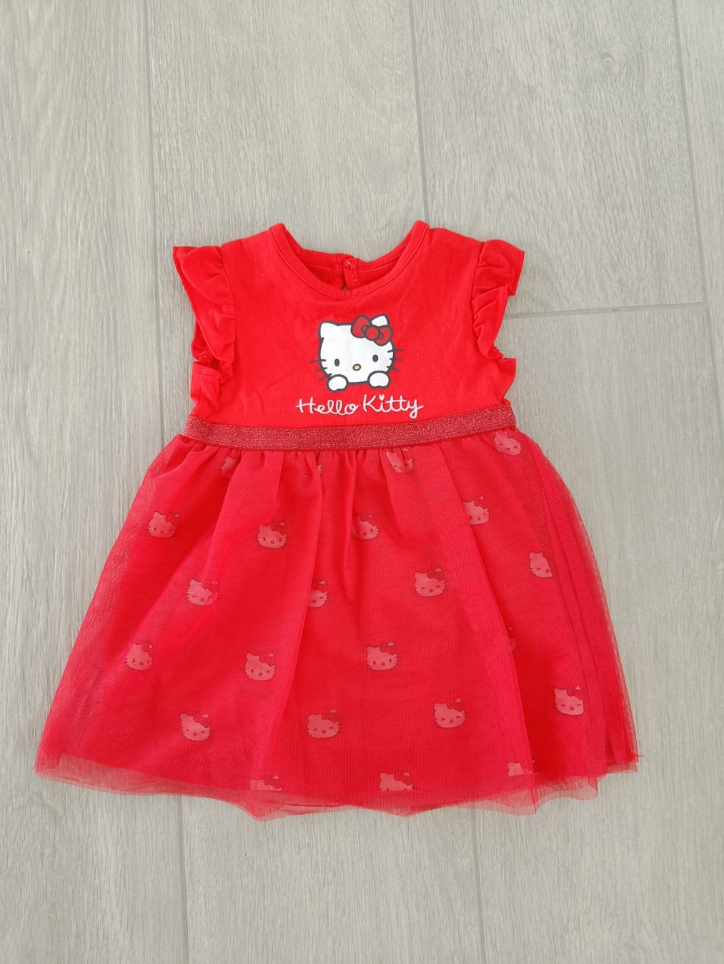Vestiti & Gonne: Rotes Hello Kitty Kleid, Grösse 68, Tüll, neu – Nuovo (secondo la descrizione) da Reinach BL venduto da jul_6xlh
