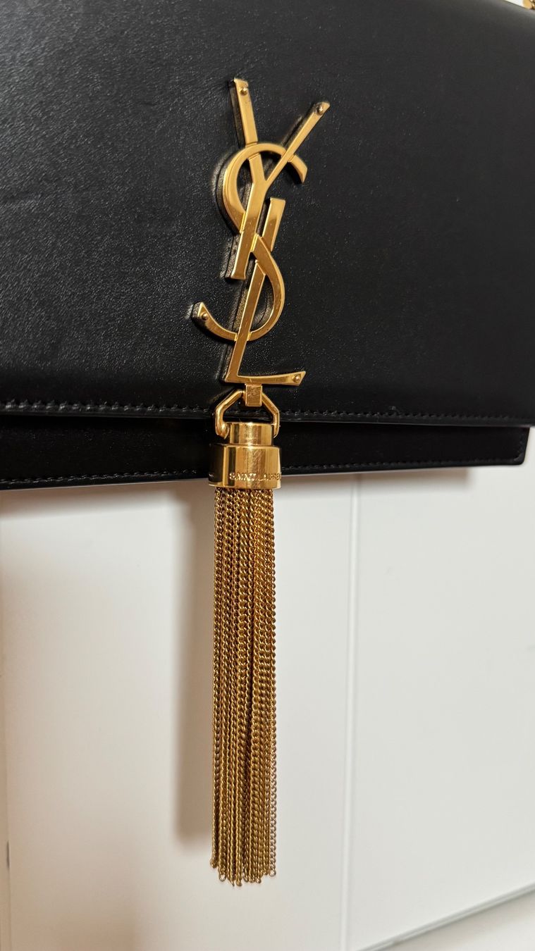 Saint Laurent Borse da donna: Saint Laurent YSL Kate small Pompom Bag. – Usato da Schaffhausen venduto da R_Muzh 6