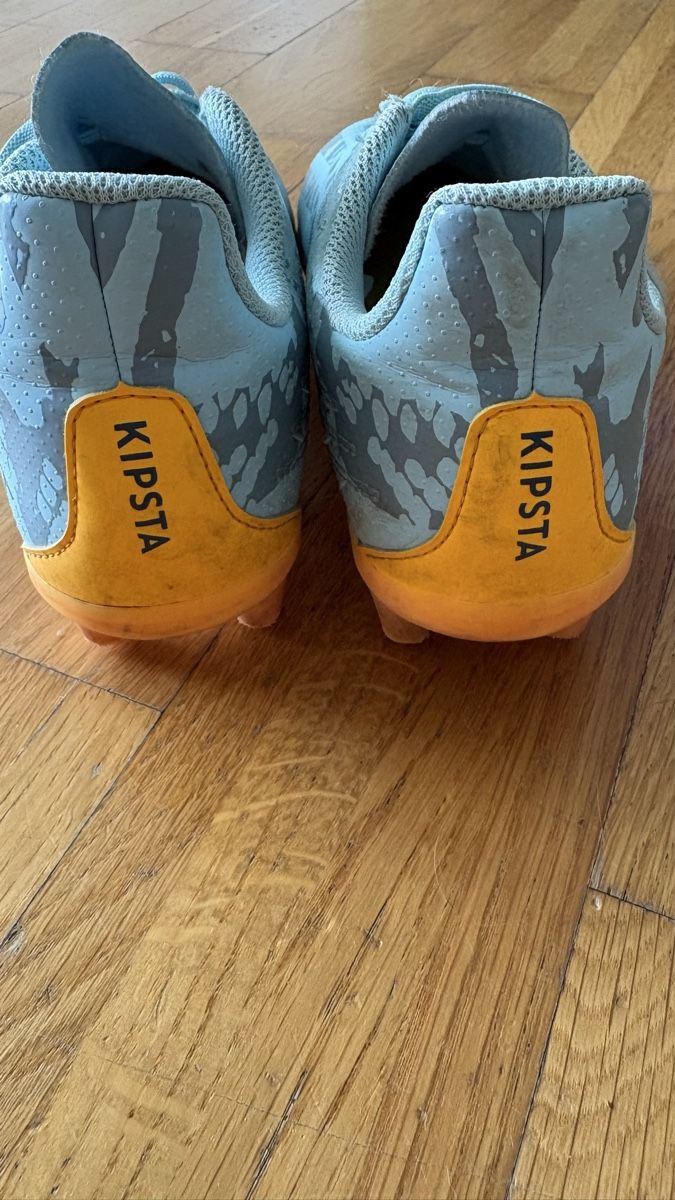 Chaussures hommes: Fussballschuhe Grösse 33 – D'occasion à Stäfa par sch_m7kj 4