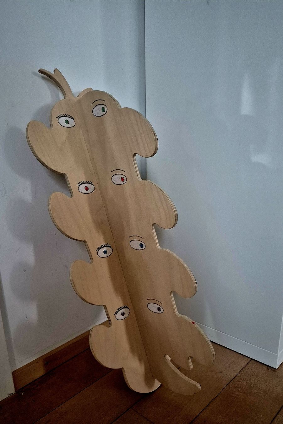 Supporti a parete: Cooler Brillenhalter aus Holz – Usato da Rikon im Tösstal venduto da Shaggy03 1